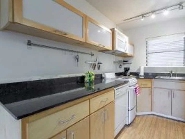 1855 Brightside Dr — Photo 22