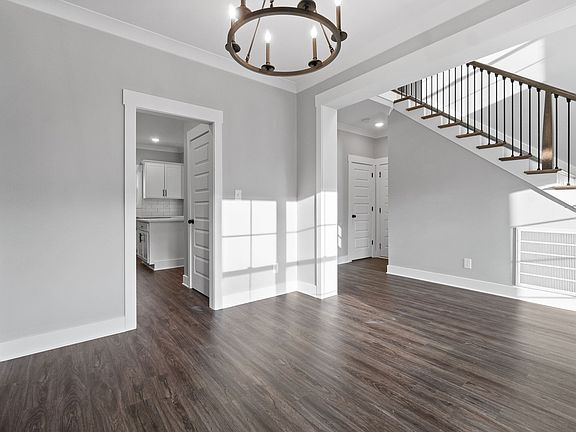 4th image of 176 Sherlock Dr Lot 319
