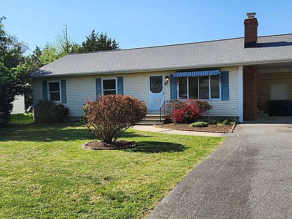 3rd image of 507 Hazelwood Dr