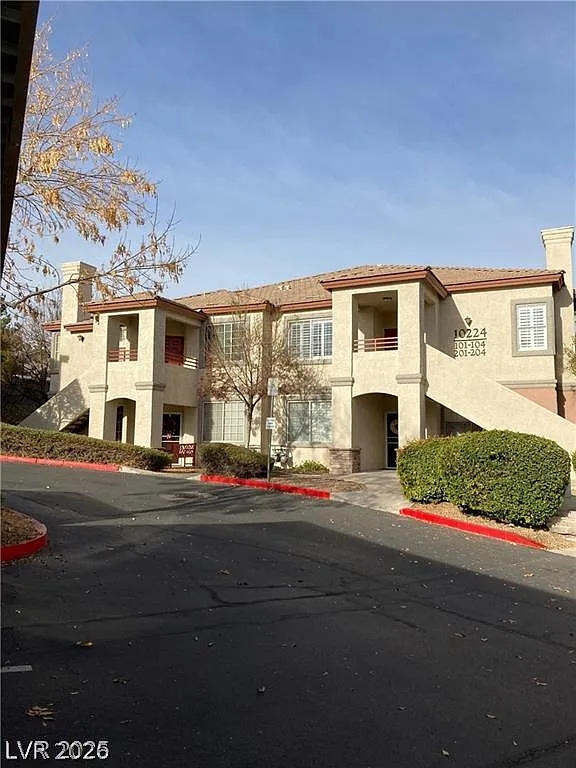2 bed, 2.0 bath, 1119 sqft, $1,595 — Photo 4