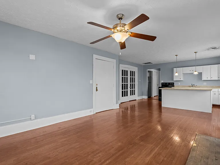 408 W Mulberry St #2E — Photo 5