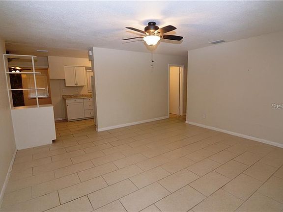 3rd image of 6000 Knollwood Dr