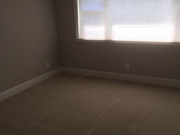 5th image of 460 Channing Ave APT B