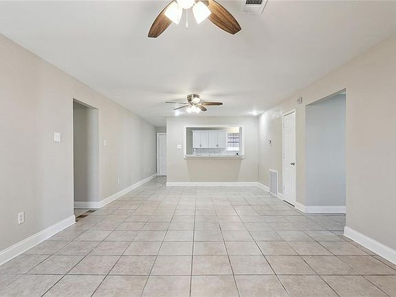 5th image of 5521 Bentley Dr
