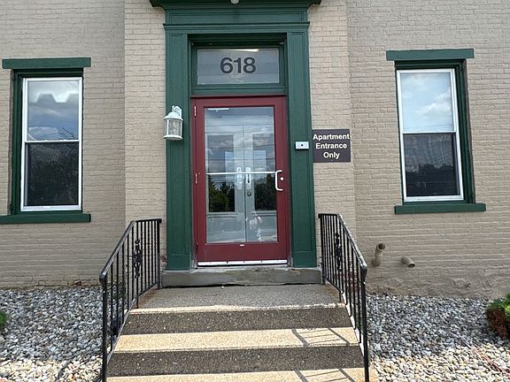 2nd image of 618 Delaware Ave #2