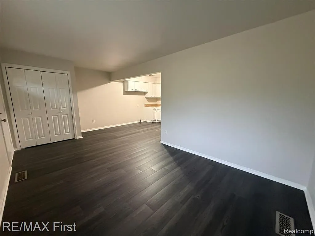 1 bed, 1.0 bath, 600 sqft, $900 — Photo 4