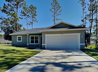 7669 N Paris Dr, Citrus Springs, FL 34434