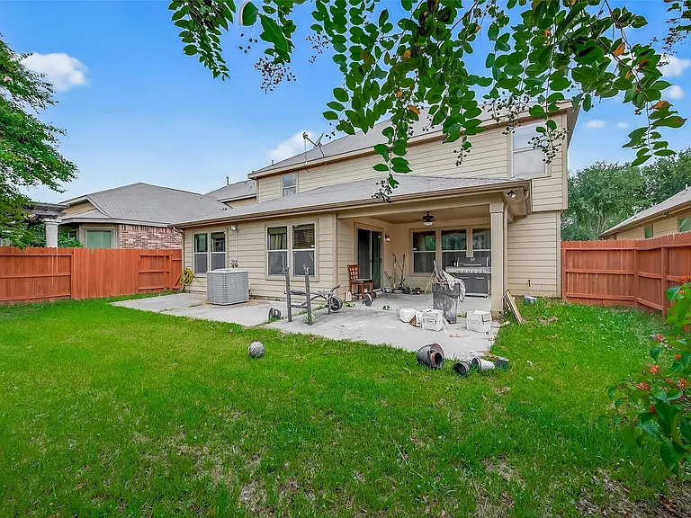 16547 Lanesborough Dr — Photo 48