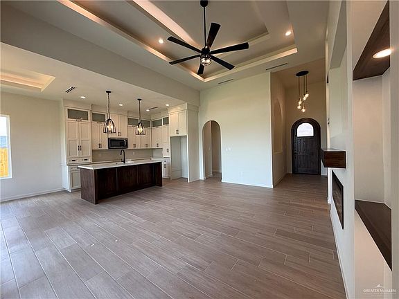 3rd image of 4200 Carol Dr