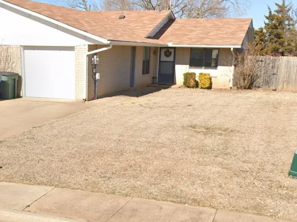 601 Nimrod Rd, Edmond, OK 73003