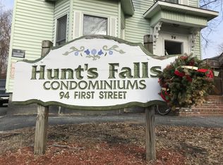 94 1st St APT 2, Lowell, MA 01850