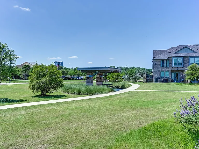 6570 Scarlet Pond Ln — Photo 47