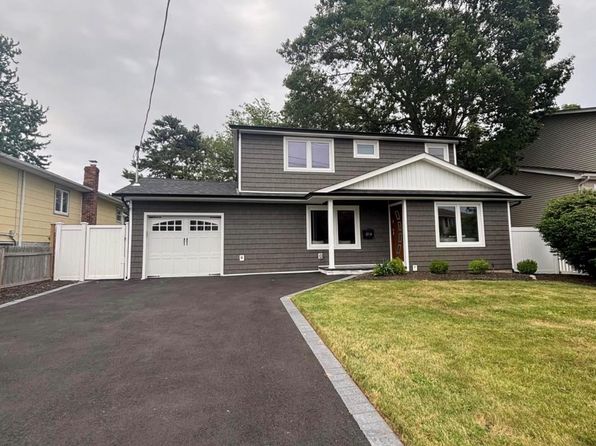 214 Oak Neck Rd