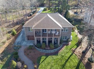 561 Crystal Bay Dr, Denton, NC 27239