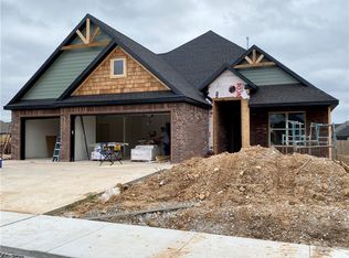 1441 Florentine Rd, Centerton, AR 72719