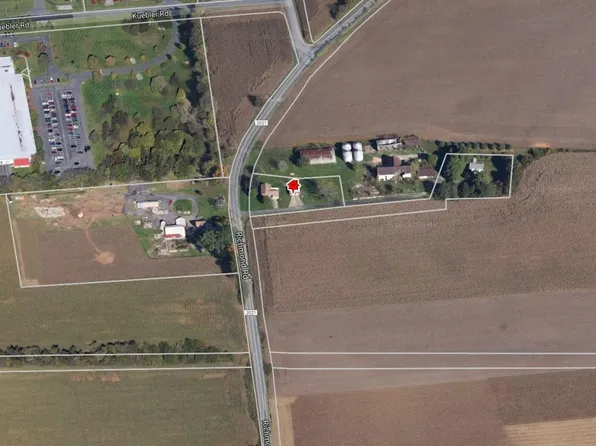 3301 Richmond Rd, Easton, PA 18040
