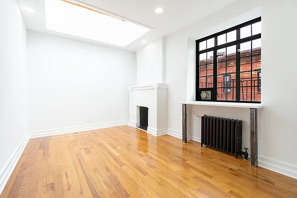 Rented by Compass | media 1