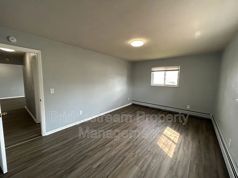 124 Chestnut St #203 — Photo 5