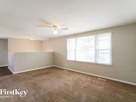 3rd image of 103 Adobe Cir