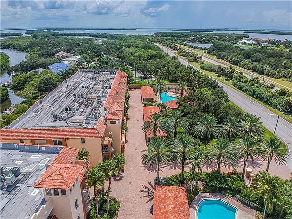 5th image of 1695 Pinellas Bayway S APT A2