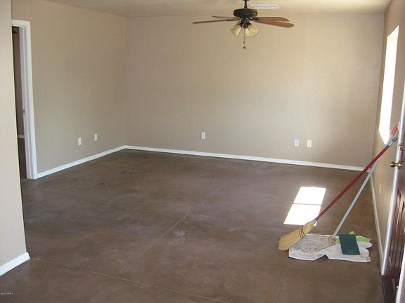 2nd image of 2625 N Tucson Blvd #B