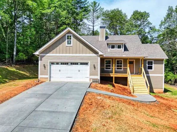 122 Red Maple Ln, Blairsville, GA 30512
