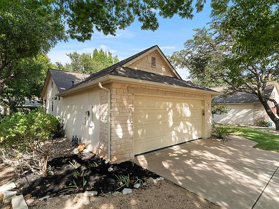 4th image of 267 Whispering Wind Dr