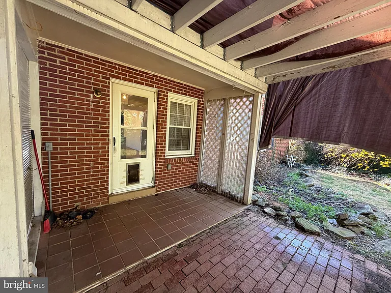 540 Bellview Ave — Photo 28