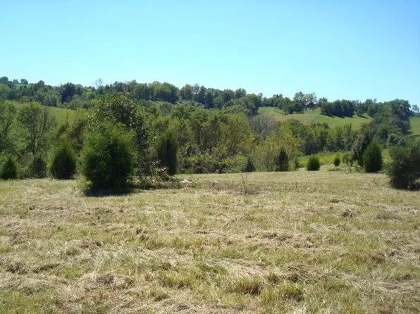 160 Chippewa Dr, Dry Ridge, KY 41035