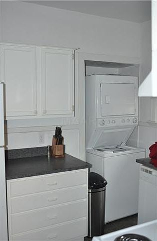 1st image of 221 N McLean Blvd