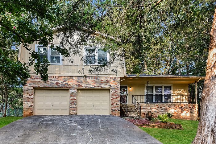 1st image of 11213 Mountaincrest Dr SE