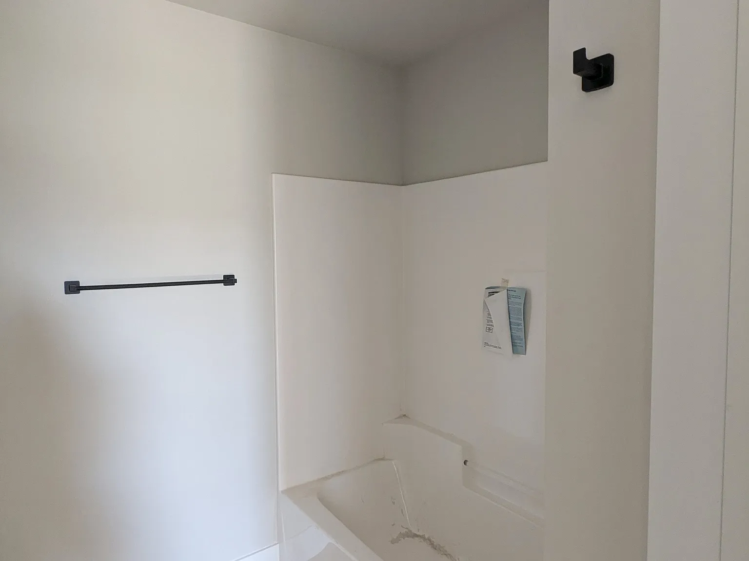 3 bed, 2.5 bath, 1796 sqft, $2,900 — Photo 3