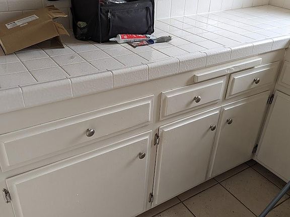 4th image of 3756 Clarington Ave APT 8