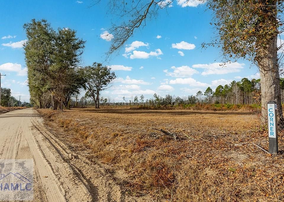 2nd image of 15 Bennett Grooms Rd