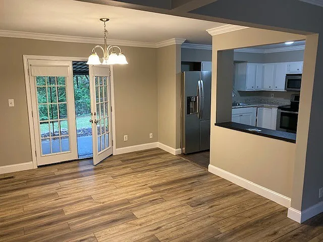 1701 Kemper Ln — Photo 5