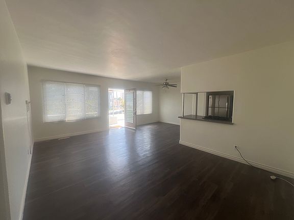 2nd image of 1910 Robinson Ave APT 8