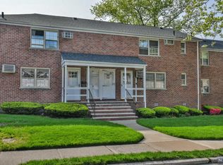 1236 Inwood Ter #B, Fort Lee, NJ 07024