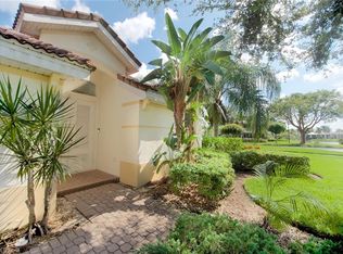 3264 Sundance Cir, Naples, FL 34109