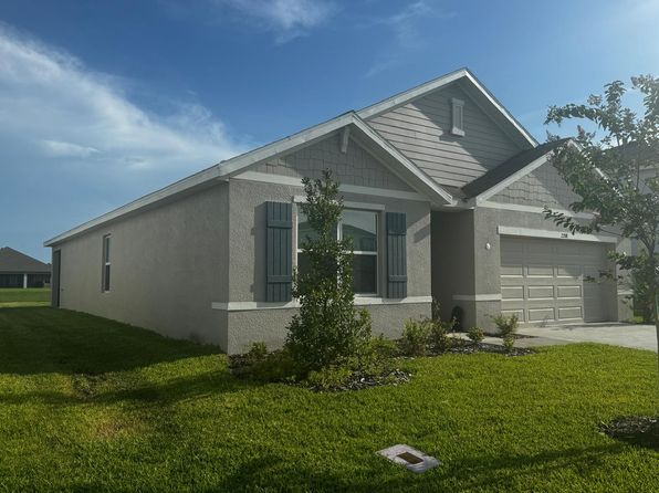 2208 Grand Flora Trl