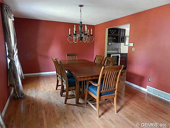 2nd image of 4252 Montezuma Crse