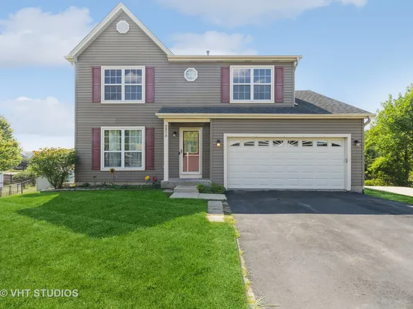 3313 Walnut Ln, McHenry, IL 60051