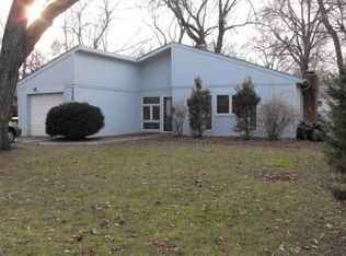 5416 Maple St, Mission, KS 66202