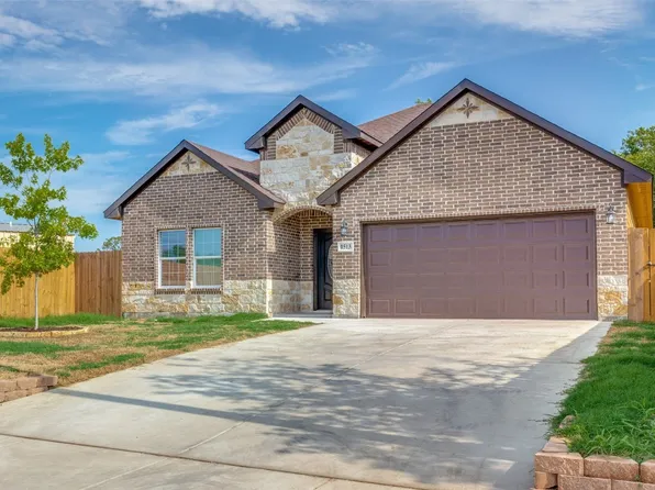 1513 E Morningside Dr, Fort Worth, TX 76104