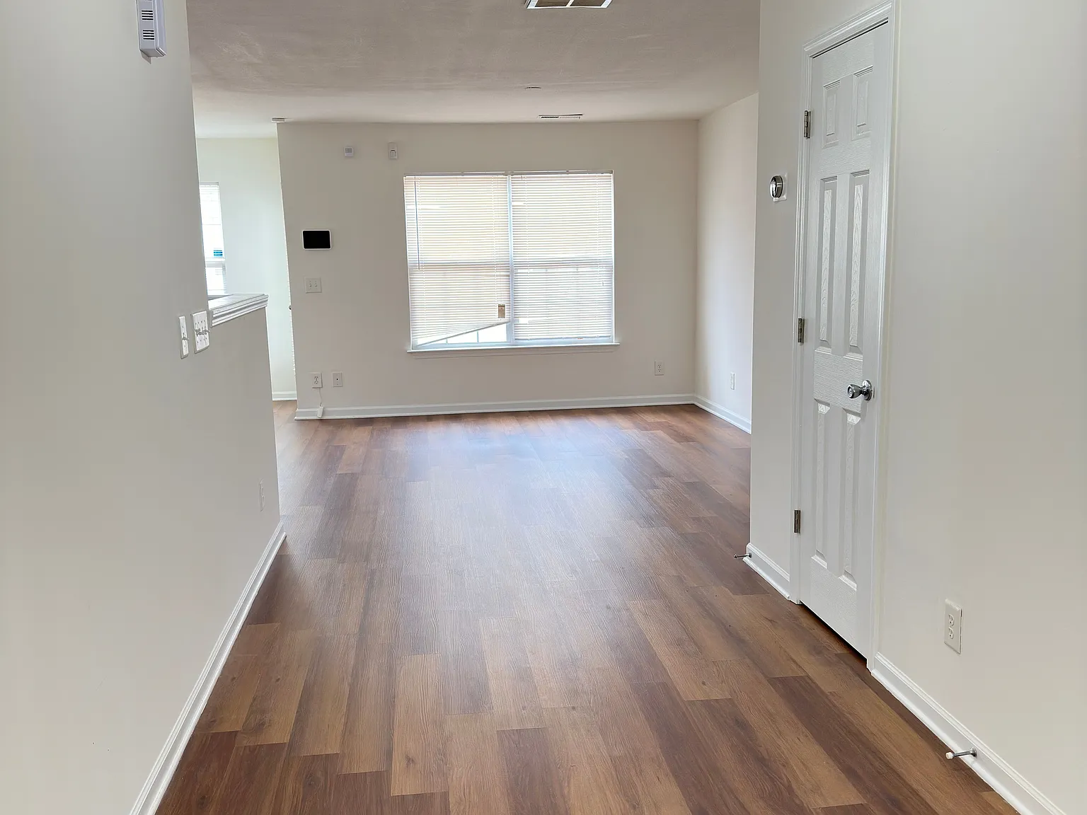 2 bed, 1356 sqft, $1,695 — Photo 2
