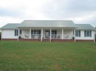 242 J P Lemons Rd, Morrison, TN 37357