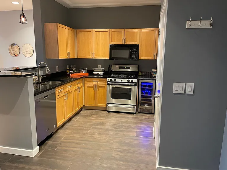 3883 Connecticut Ave NW #914 — Photo 9