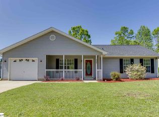 517 Country Gardens Dr, Fountain Inn, SC 29644