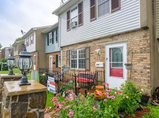 240 Whitherspoon Ln, Newark, DE 19713