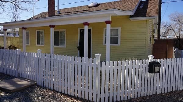 2nd image of 613 Coal Ave SE