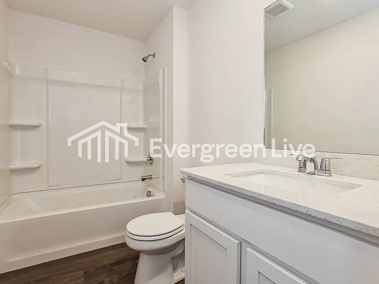 111 Jasmine Ct — Photo 12
